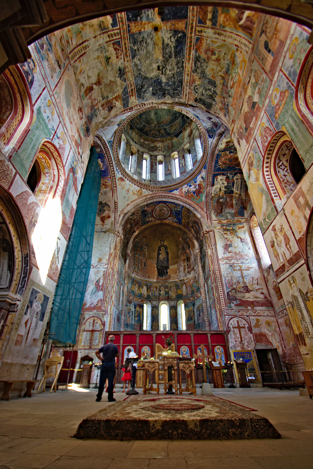 Innenraum des Gelati-Klosters