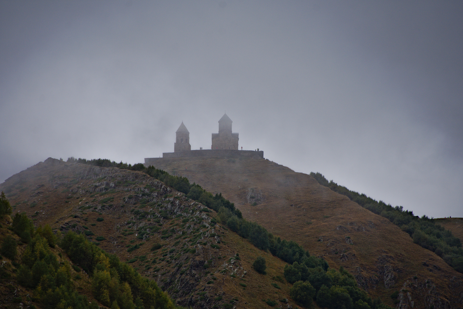 Gergeti-Kirche in den Wolken