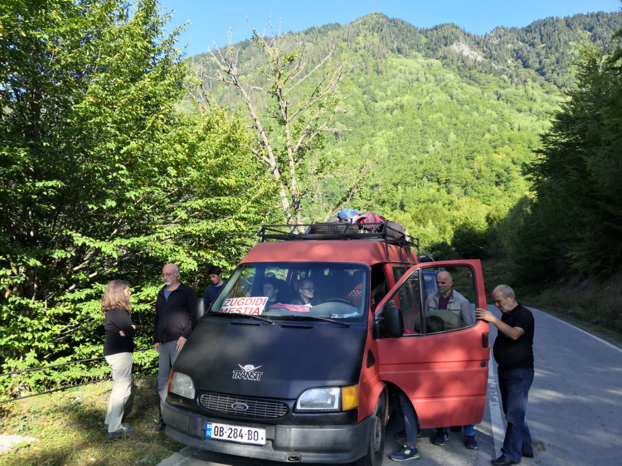 Das Gaspedal ist ab.