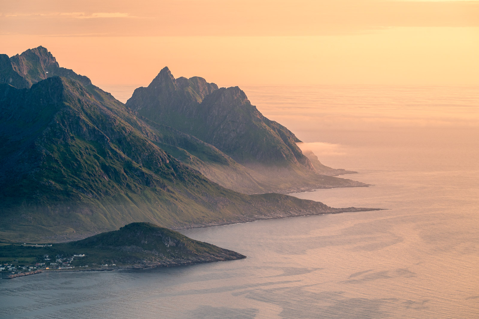 Die ruhige Küstenlandschaft in Richtung Südwesten